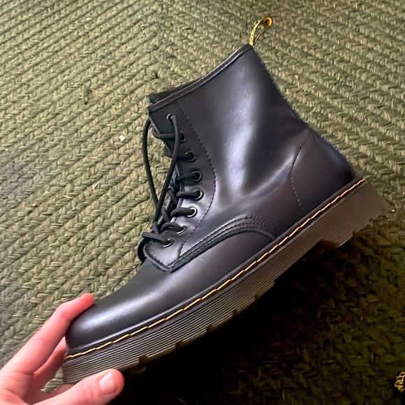 Dr. Martens Men’s Size 9 main image 2